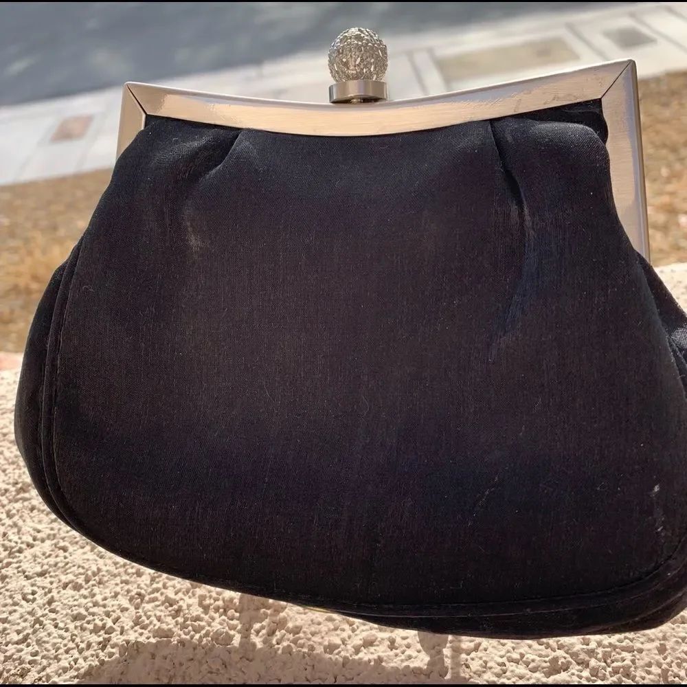 Hillard And Hanson Cocktail Purse Black Silver Chain Hardware Fully Lined Used